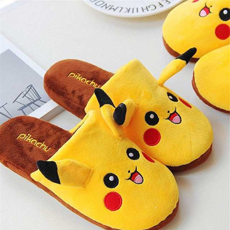 PKM Sommer | Pikachu Slipper, Pokemon Slipper, Hausschuhe,, Latschen